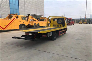 泸溪非事故拖车